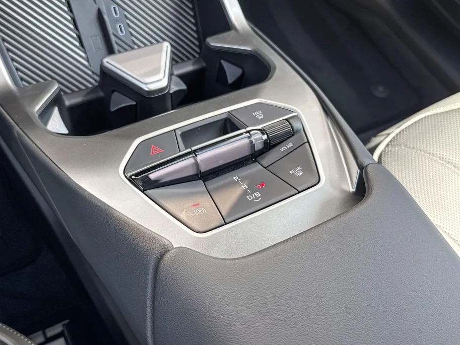 BMW iX3 40 eDrive