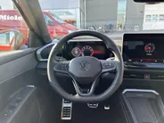 Volkswagen T-Roc 1.5 eTSI R-Line First Edition (360° Camera, Schuif-kanteldak, Elektrische achterklep, etc.)