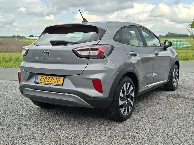 Ford Puma 1.0 EcoBoost Hybrid Titanium NL-auto | PDC V+A | LMV | rijklaarprijs !!
