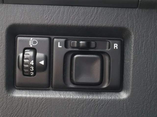 Suzuki Jimny 1.3 Exclusive Automaat | 4X4 | All Seasons | Airco | Trekhaak