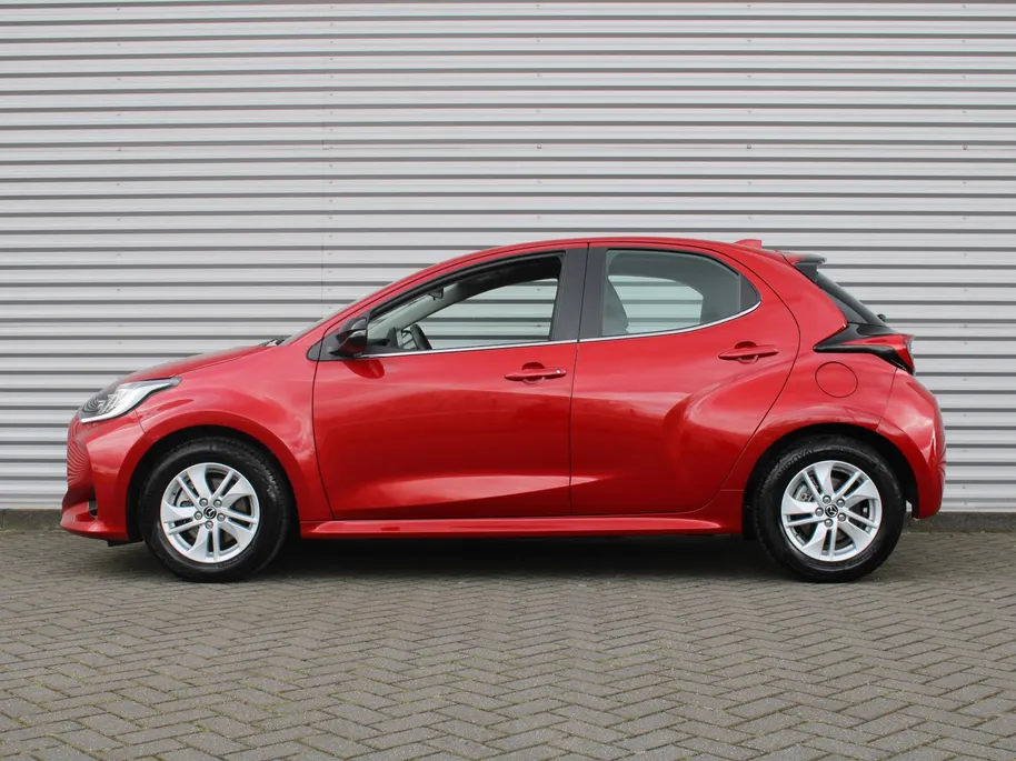 Mazda 2 Hybrid 1.5 Agile | Comfort pakket | 15' LM | Stuur/-stoelverwarming | Carplay | Cruise adapt. |