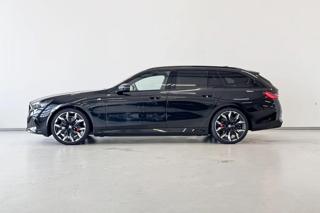 BMW 5 Serie Touring 530e M Sport Edition Innovation Pack