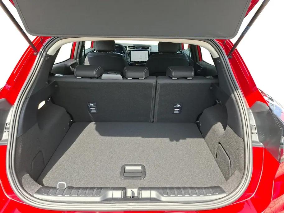 Ford Puma 1.0 EcoBoost Hybrid Titanium | €5.000.- korting | 0,99% rente | Direct leverbaar | Winterpack | Achteruit rij camera