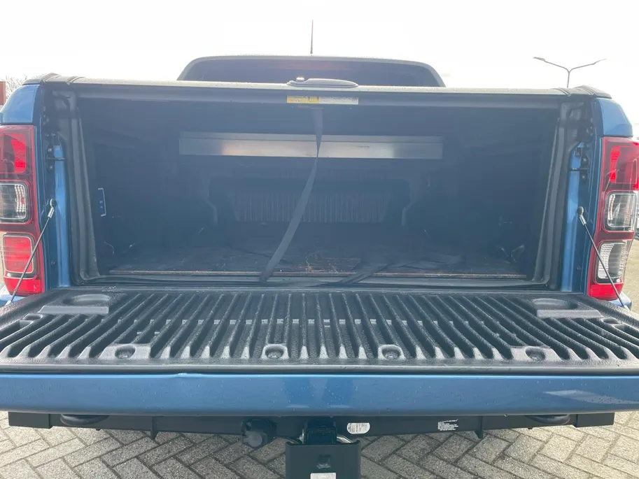 Ford Ranger 2.0 EcoBlue Raptor 4X4 213 pk Automaat | Double Cab omgebouwd naar 2 persoons uitvoering | Rollertop | Trekhaak | Navigatie | Elektrische stoelverstelling