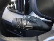 Volvo XC60 2.0 T6 Plug-in hybrid AWD Essential Edition Bright | Leer | Schuifdak | Elek. stoelverstelling | 19' LM | Dodehoek detectie | LED | Zeer nette auto |