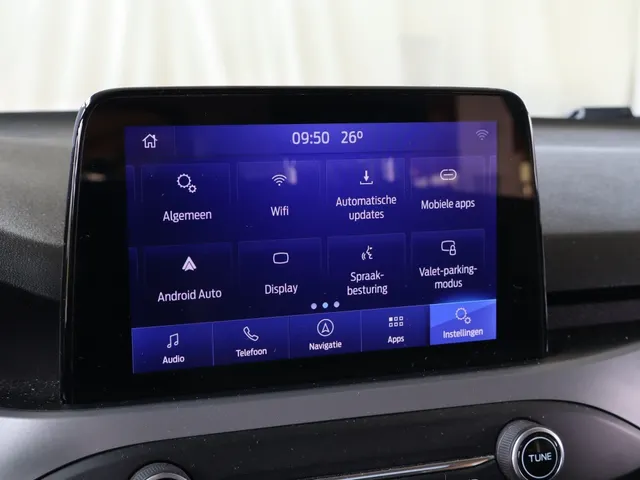 Ford Focus Wagon 1.0 EcoBoost Hybrid Connected | Nieuw model