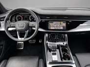 Audi Q8 55 TFSIe 280kW/381PK quattro Pro Line S · Panoramadak · Leder · 360°Camera + Parkeersensoren · Trekhaak ·