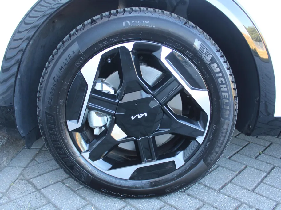 Kia Sportage 1.6 T-GDi Hybrid GT-Line | Trekhaak | Stuur-/stoelverwarming | Elek. stoelverstelling + achterklep | Schuifdak | 18' LM | Cruise adapt. | Camera |
