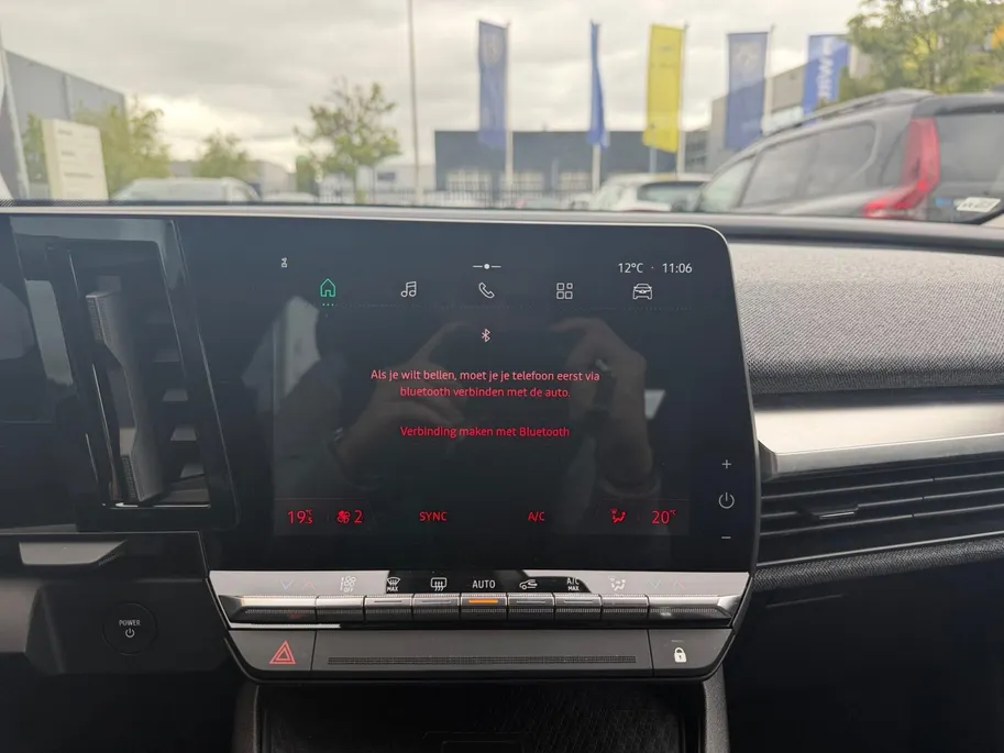 Renault Megane E-Tech EV60 Optimum Charge Evolution * automaat * 220 pk * Long Range * lm velgen * lagen km stand *