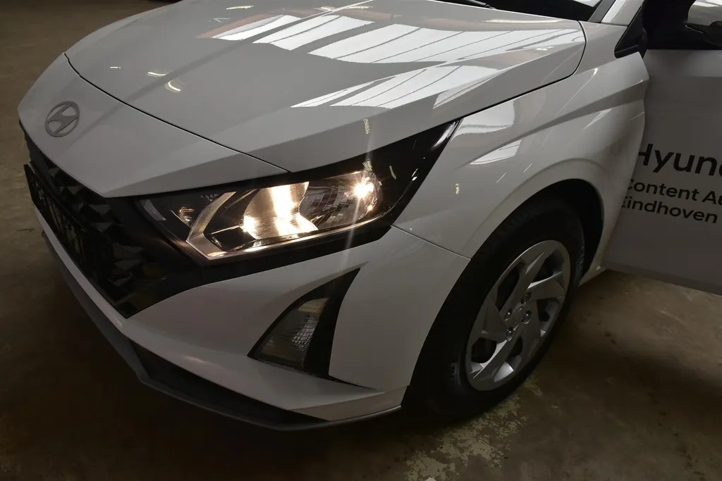 Hyundai i20 1.0 T-GDI E-Motion I Navi I Cruise I Camera
