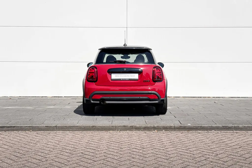 MINI Cooper 3-deurs Cooper Business Edition