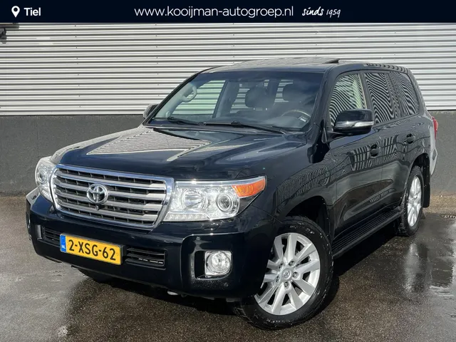 Toyota Land Cruiser
