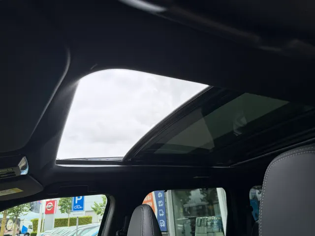 Mitsubishi Outlander 2.4 PHEV Black Edition | NIEUW | Leder | Panoramdak | App Connect | Keyless | Head-Up