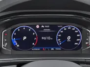 Volkswagen T-Roc 1.5 TSI 150pk DSG R-Line · Panoramadak · Camera · Keyless · Stuur- & Stoelverwarming · Elek. Achterklep · Dodehoeksensor · Garantie t/m 14-07-2027