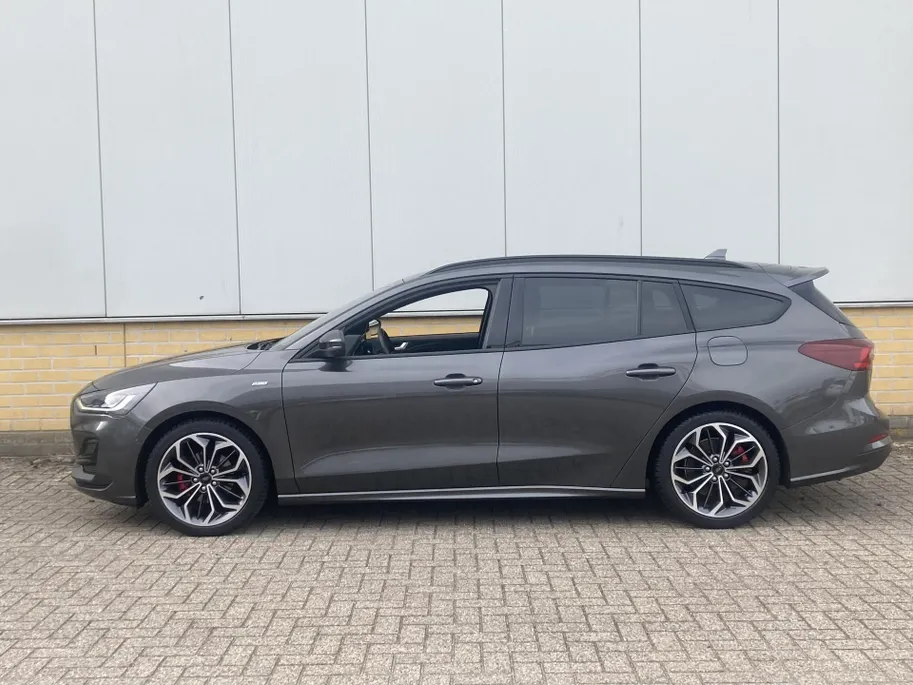 Ford Focus Wagon 1.0 EcoBoost Hybrid 155pk Autom. ST Line X Wagon Afneembare Trekhaak - B&O - BLISS - Winter Pack - Elektrische achterklep