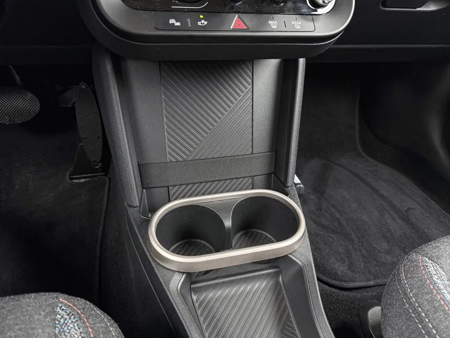 MINI Cooper 5-deurs Cooper C Essential