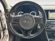 Kia Niro 1.6 GDi Hybrid First Edition | Trekhaak | Achteruitrijcamera | Stoel en stuurverwarming |