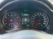 Kia Stonic 1.0 T-GDi MHEV DynamicPlusLine | Trekhaak | Keyless | Camera | Climate Control | Cruise Control | Lane Assist | Apple Carplay | Android Auto |