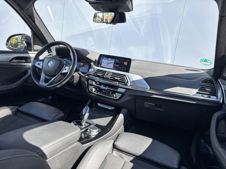 BMW X3 xDrive30e