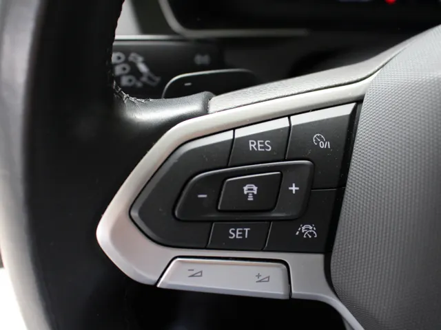 Volkswagen Passat Variant 1.5 TSI DSG Business | Navigatie | PDC + Camera | App Connect