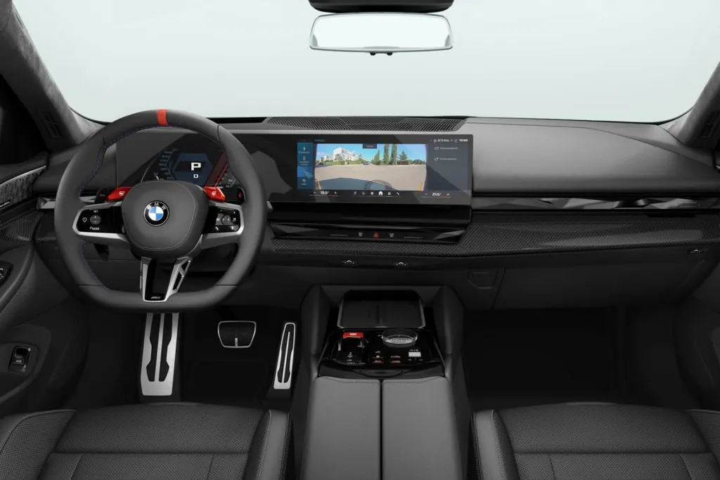BMW M5 Sedan M5