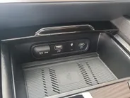Kia Sportage 1.6T MHEV GT-Line | Stoel en stuurverwarming | Panorama schuifdak | Camera | Elektrisch bedienbare voorstoelen | Apple Carplay / Android Auto | Elektrische achterklep |