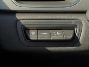 Renault Captur 1.8 E-Tech full hybrid 160 techno Nu voorraad korting  2000,- en snel rijden  , Apple Carplay/Android Auto , electronic climate controle , cruise control adaptief , plichtmetalen velgen 18' .ack advanced driving assist ,