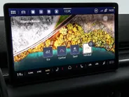 Volkswagen ID.3 Neo Style 61 kWh accu 190 PK elektr. aandrijving · Achteruitrijcamera · Draadloze telefoonlader · Zijruiten achter en achterruit getint ·