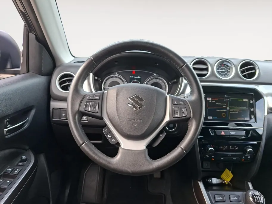 Suzuki Vitara 1.4 Boosterjet Stijl | Volledig onderhouden | Hoge instap | Navigatie | Achteruit rij camera