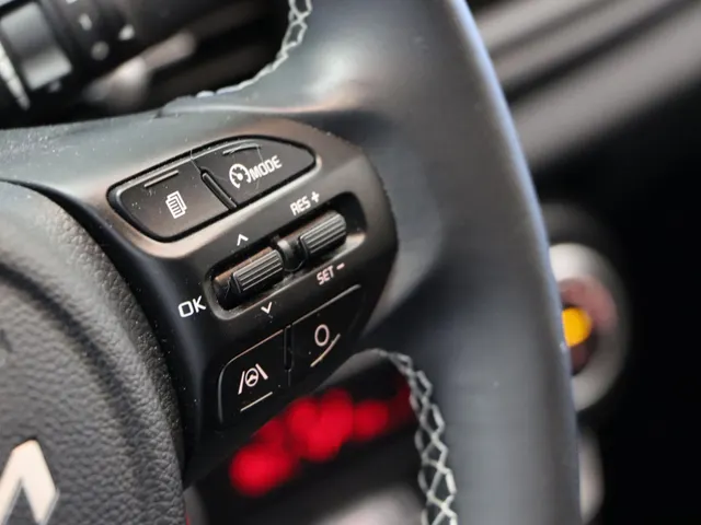 Kia Picanto 1.0 DPI ExecutiveLine 4 Seizoensbanden