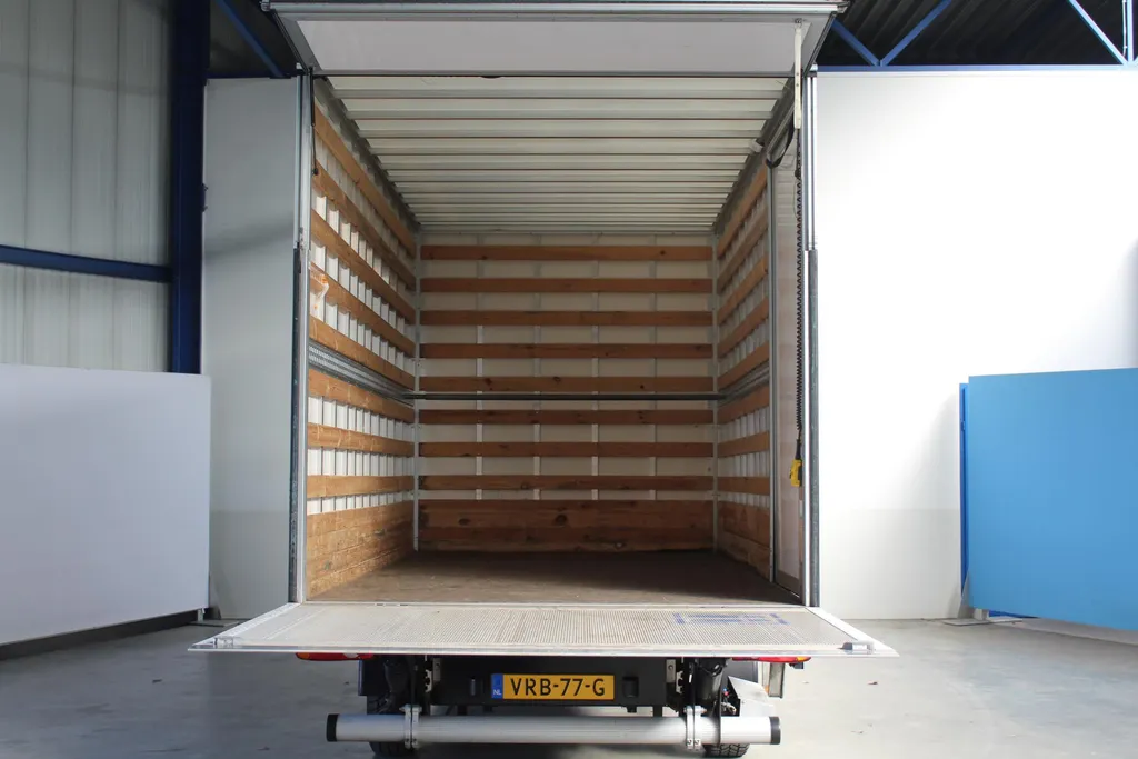 Ford Transit 350 2.0 TDCI L4H1 Trend Chassis Cabine Bakwagen | automaat | BÄR elektrische achterklep | hulpluchtvering |