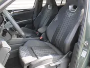 Volkswagen Tiguan 1.5 eHybrid R-Line Edition | Elek. trekhaak | Schuifdak | Stuur-/stoelverwarming + massage | Camera | 20' LM | HUD | LED | Dodehoek detectie | Nieuwstaat | BTW auto |