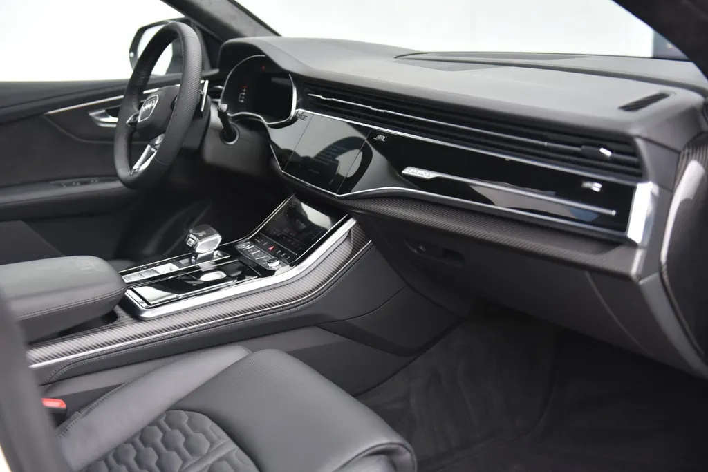 Audi RSQ8-R ABT 740PK QUATTRO