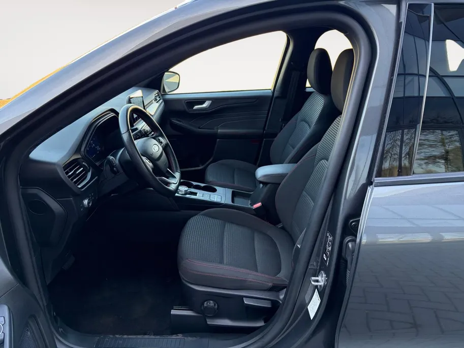 Ford Kuga 2.5 PHEV ST-Line 225PK | Head Up Display | Adaptieve Cruise Control | Winter Pack | LED | BLIS | Camera voor en achter | Navigatie | Privacy Glass