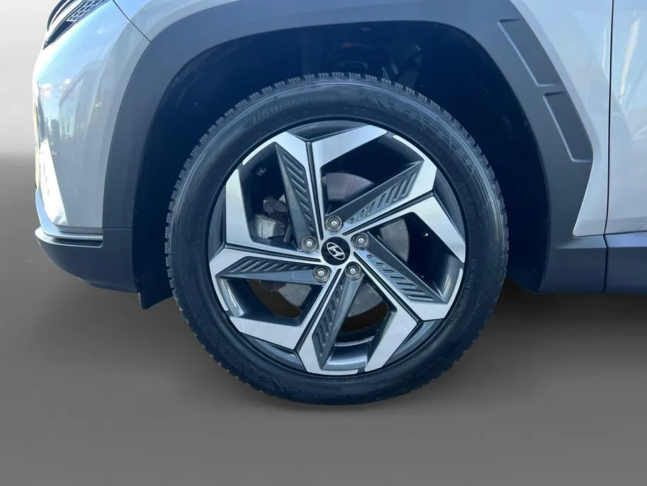 Hyundai Tucson 1.6 T-GDI PHEV Comfort 4WD 265PK | Navigatie | Apple Carplay & Android Auto | Achteruitrijcamera | Cruise control | Lichtmetalen velgen |