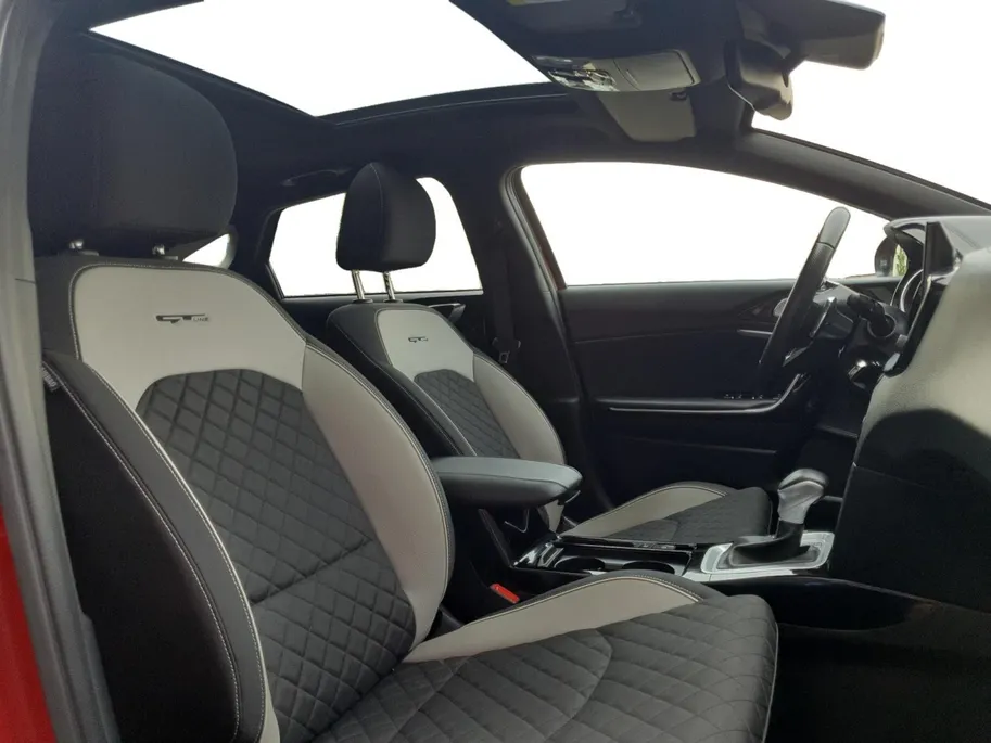 Kia ProCeed 1.5T 160 pk GT-Line Edition | Panorama schuifdak | Navigatie | Camera | Apple Carplay / Android auto | Cruise control | Climate control |