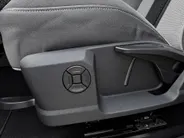 Audi Q3 45 TFSIe 245pk S edition · Camera · Apple/Android Car Play · Stoelverwarming ·  Navigatie · Elek. Achterklep · Keyless · 19'' Inch ·