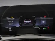 Audi Q6 e-tron edition 83 kWh 252pk · SOH 96,3% · Panoramadak · 360 Camera · Inklap. Trekhaak ·  Luchtvering · Stuur- & Stoelverwarming · Apple/Android Car Play · Garantie t/m 13-07-2030 of 100.000km