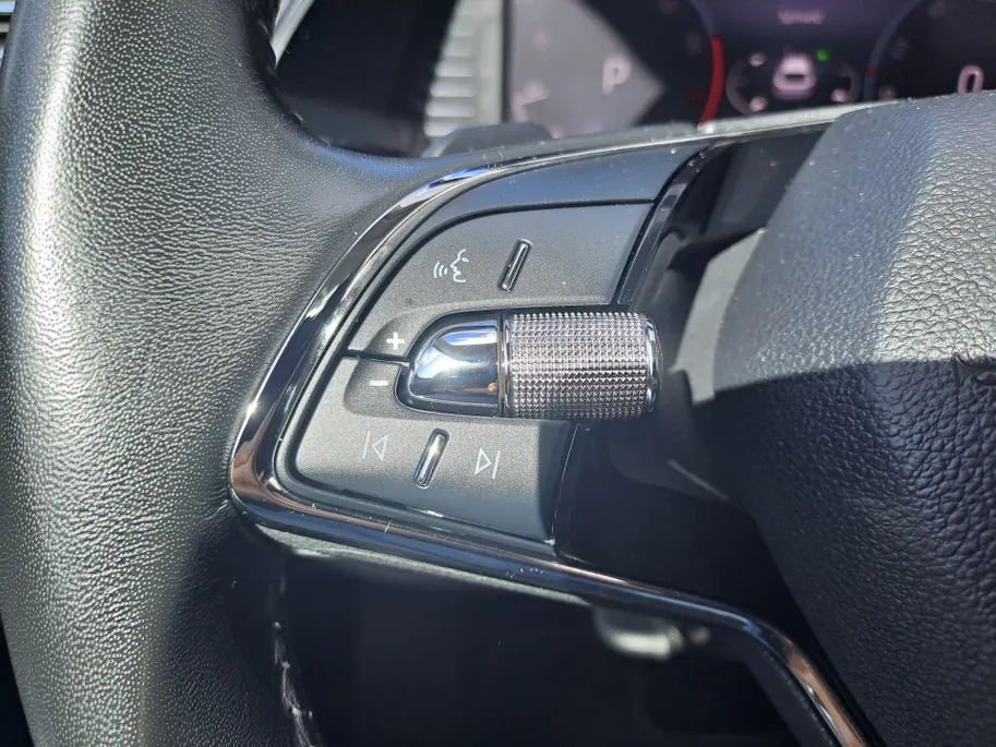 Škoda Superb Combi 1.5 TSI ACT Business Edition AUTOMAAT | Navigatie | Apple Carplay/Android Auto | Cruise / Sensoren