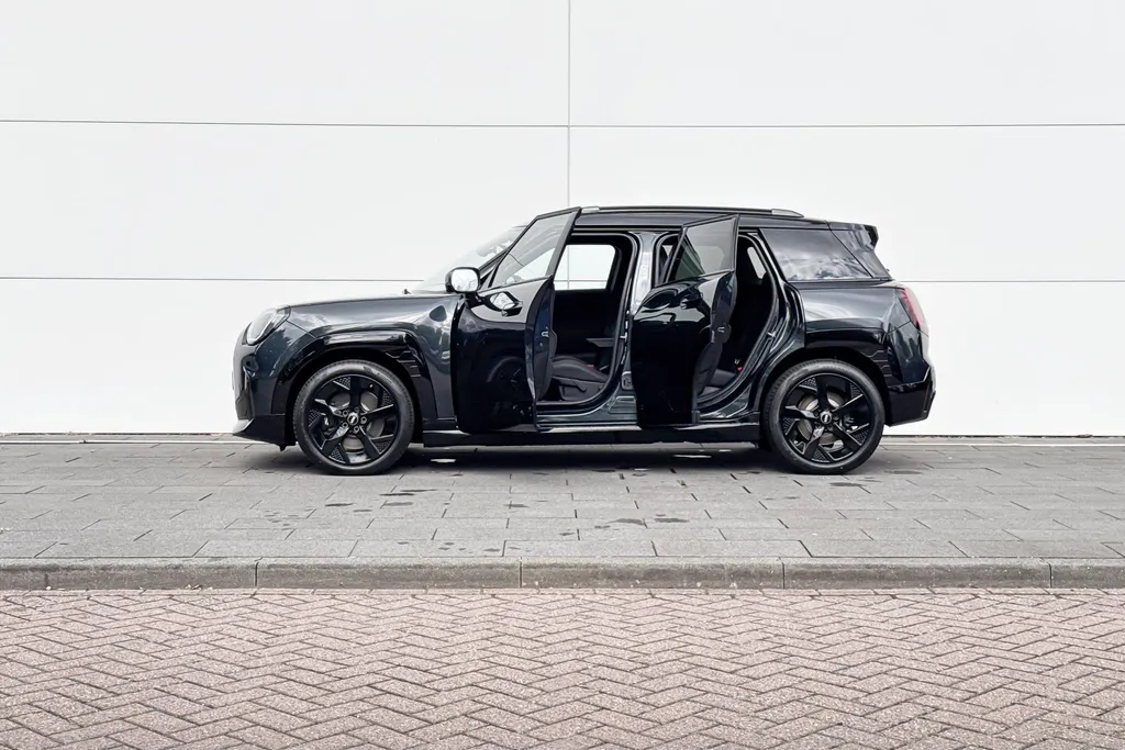 MINI Aceman SE John Cooper Works L 54.2 kWh