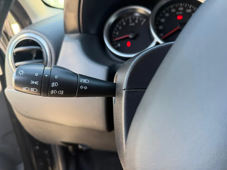 Dacia Duster 1.2 TCe Black Shadow | Trekhaak | Navigatie | Bluetooth | Cruise Control | Camera | Parkeersensoren | Onderhoudshistorie | 12 Maanden BOVAG Garantie