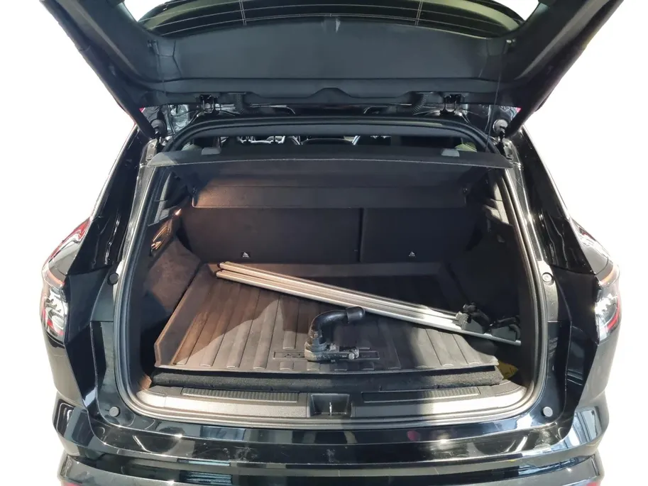Renault Austral 1.2 E-Tech full hybrid 200 iconic * Panorama Dak  * Cruise Control Adaptief * Trekhaak Afneembaar * 360 Camera * Carplay * Winterpack * LM Velgen * 12 Maanden BOVAG Garantie *