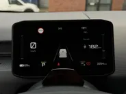 Kia PV5 L2H1 Plus 51.5 kWh | incl. berkentriplex laadvloer | All-season banden | 297 km WLTP-actieradius | Snelladen van 10% tot 80% in 30 minuten | Stoel- en stuurverwarming | Achteruitrijcamera | Draadloos Apple/Android Carplay | Parkeersensoren voor- en achter