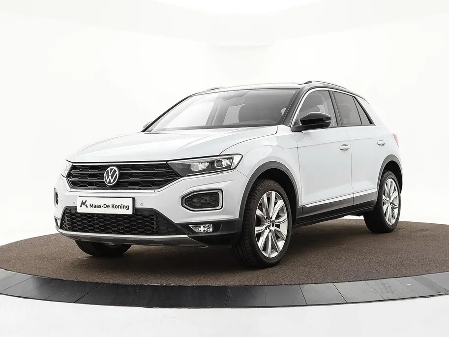Volkswagen T-Roc 1.5 TSI 150pk DSG Sport · Camera · ACC · Alarmklasse 3 · Apple/Android Car Play · Verkeersbord Detectie · Elek. Inklapbare Spiegels ·