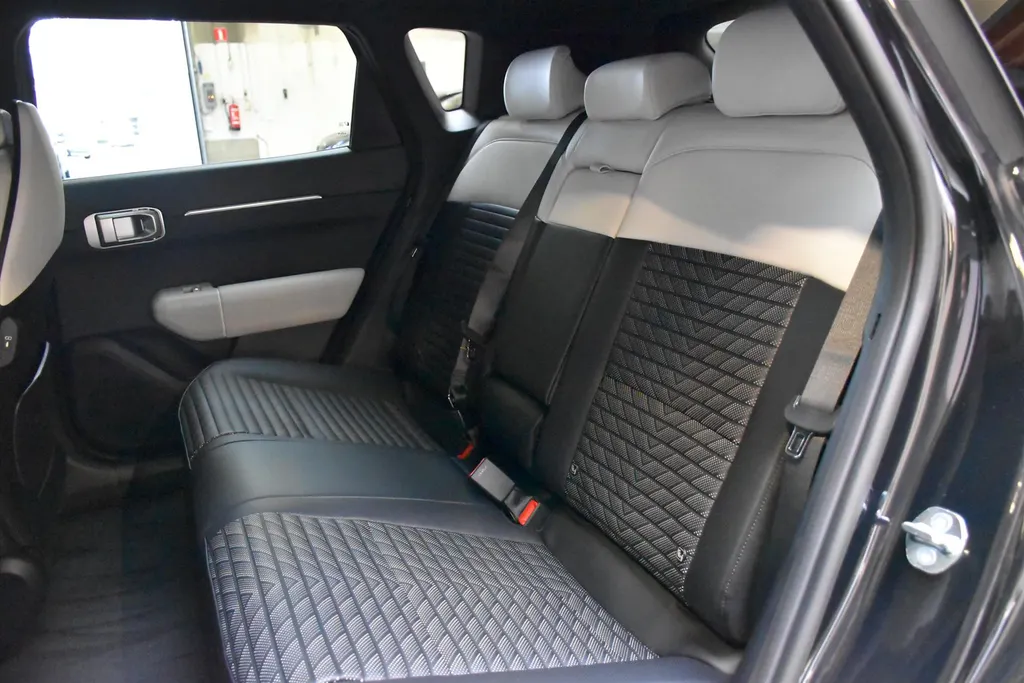 Kia EV4 81,4 kWh 204PK GT-Line Business Edition NIEUW - VOORRAADACTIE DIRECT LEVERBAAR