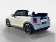 MINI Cooper Cabrio 1.5 Salt Sportieve frisse cabrio, genieten met open dak!