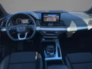 Audi Q5 50TFSIe 220KW/299PK S-edition · Panoramadak · Camera + parkeersensoren · Trekhaak ·