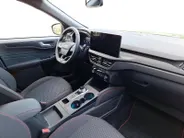 Ford Kuga 2.5 PHEV ST-Line | Winterpack | El. Trekhaak | Climate Control | 18' Lichtmetaal | Camera | Draadloze Apple Carplay&Android Auto | Led verlichting | Nieuw te bestellen |