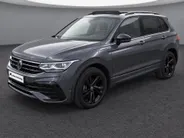 Volkswagen Tiguan 1.4TSIeHybrid 180kW/245PK R-Line Black Style · Panoramadak · Leder · 360°Camera + Parkeersensoren · Stoelverwarming · Elektr. stoelverstelling ·