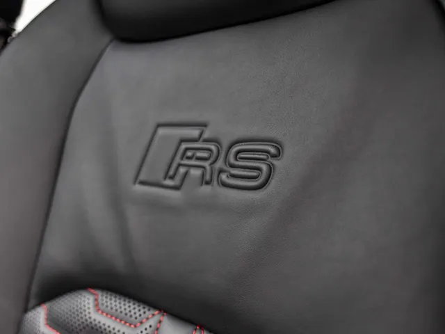 Audi RS6 Avant RS 6 TFSI quattro